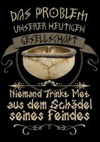 Met aus dem Sch&auml;del seines Feindes Herren Tshirt...